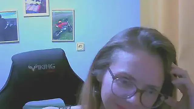 SEA_Dream from StripChat is Freechat