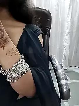 SEEMA_127 from StripChat is Freechat