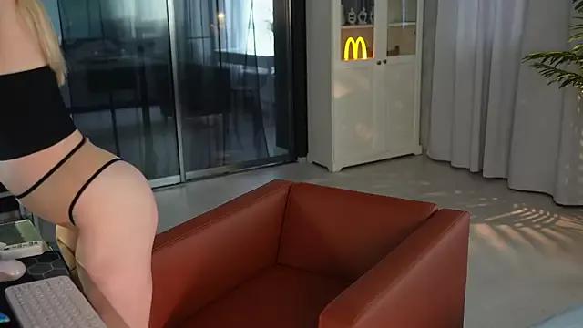seeunexttime0 from StripChat