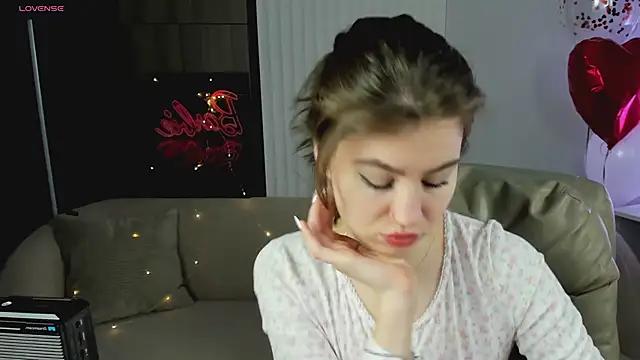 Selena_grey_ from StripChat