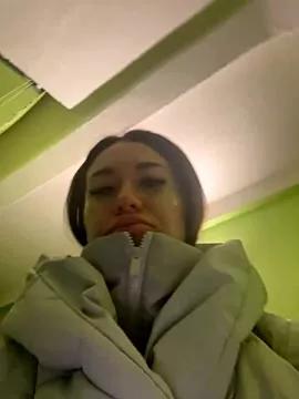 Selena_Passion from StripChat
