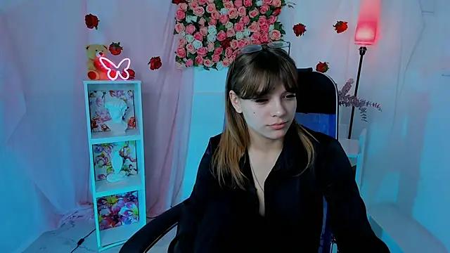 SelenaDearden from StripChat