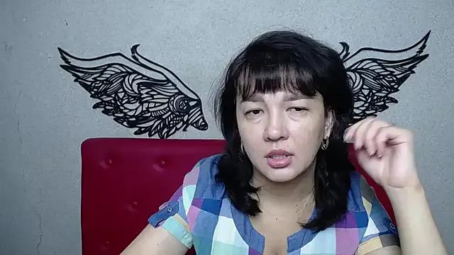 SelenaFly from StripChat