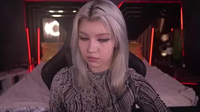 SelenaIris from StripChat