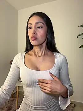 SelenaStone from StripChat
