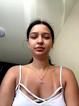 SelySelyna from StripChat is Freechat