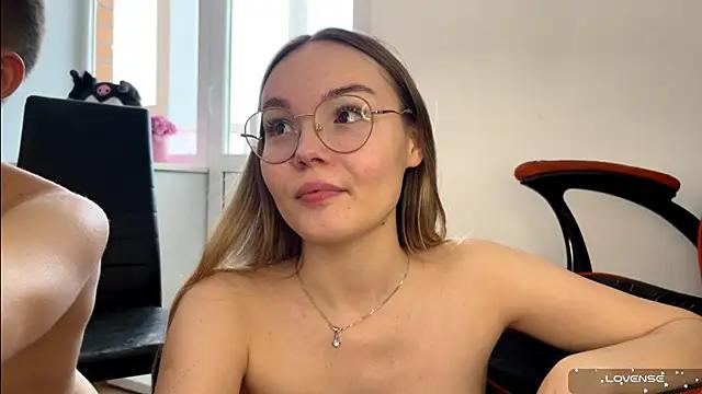 sexstar_lif3style from StripChat