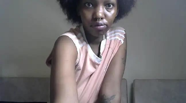 sexxygoldy from StripChat