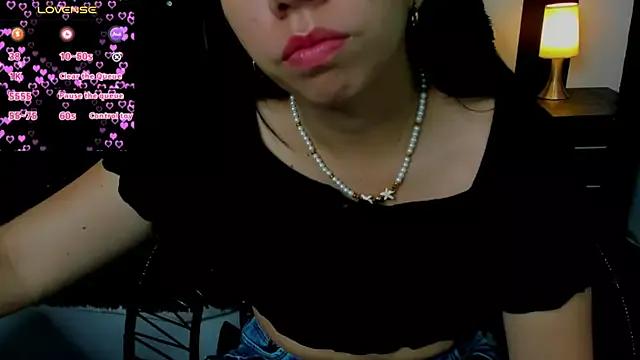 sexylaurita from StripChat is Freechat