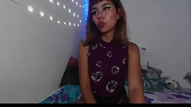 Girls: try live performances with matured performers, from dancing to quirks, in a variety of beautiful sex cams.