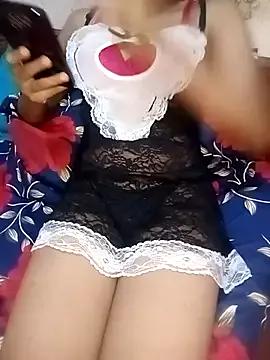 Shakira10ngo from StripChat is Freechat