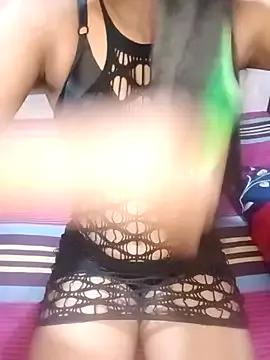 Shakira10ngo from StripChat is Freechat
