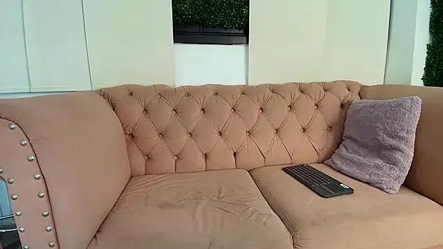 shanon_marel from StripChat is Freechat