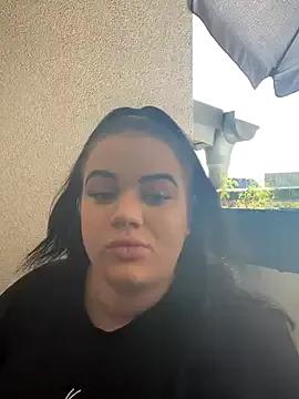 Shellybttn_ from StripChat is Freechat