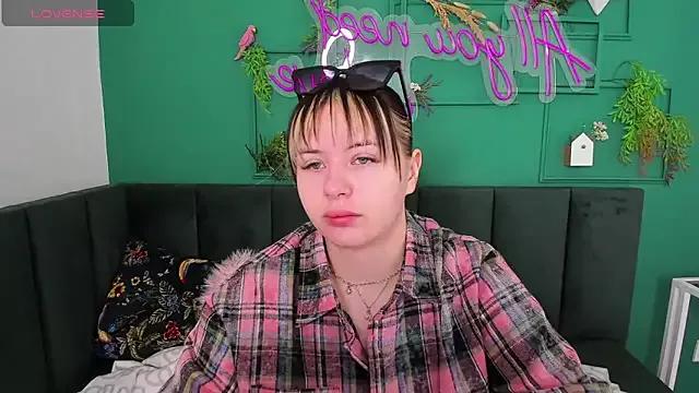 Sherry__cherry from StripChat is Freechat