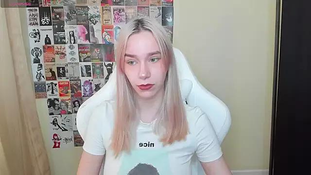 Girls: try live performances with matured performers, from dancing to quirks, in a variety of beautiful sex cams.