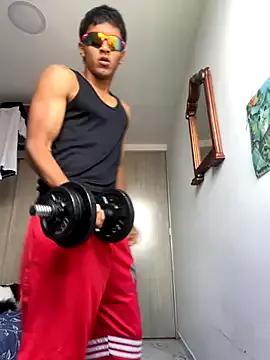 silverbody19 from StripChat is Freechat