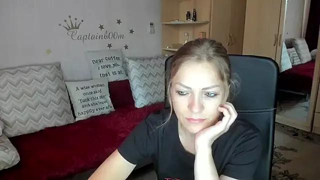SilviaEyes from StripChat is Freechat