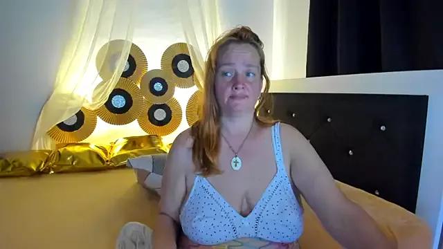 SinFulTitsDD from StripChat is Freechat