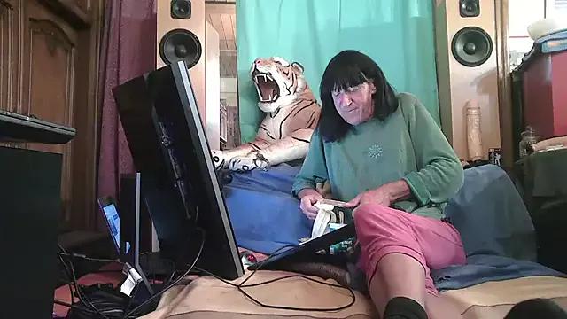 SissiDomination from StripChat