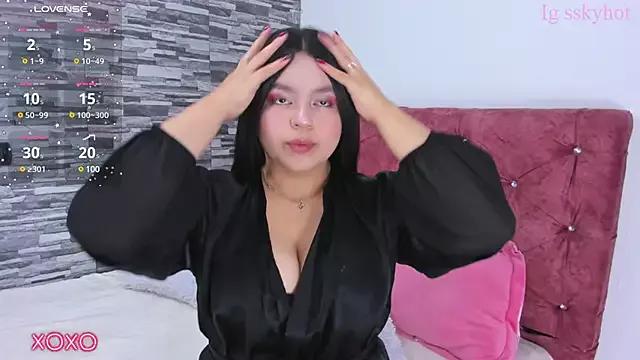 Girls: try live performances with matured performers, from dancing to quirks, in a variety of beautiful sex cams.
