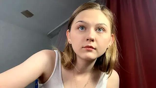 Smoke_mama from StripChat is Freechat
