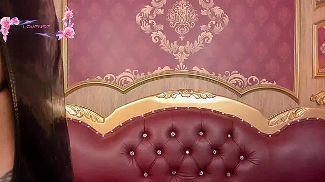SoffiQueen from StripChat