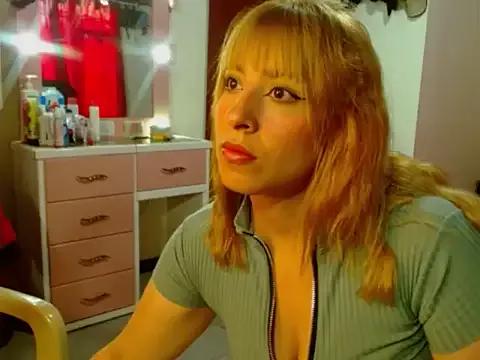 sofhialyhh from StripChat is Freechat