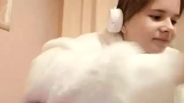 Sofie_Sofie from StripChat is Freechat