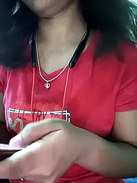 Soloqueentamil from StripChat is Freechat