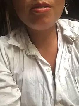 Sophia-pusy from StripChat is Freechat
