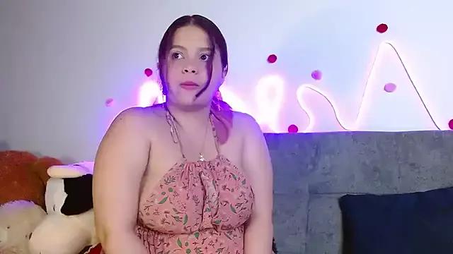 sophia_cute1_1 from StripChat is Freechat