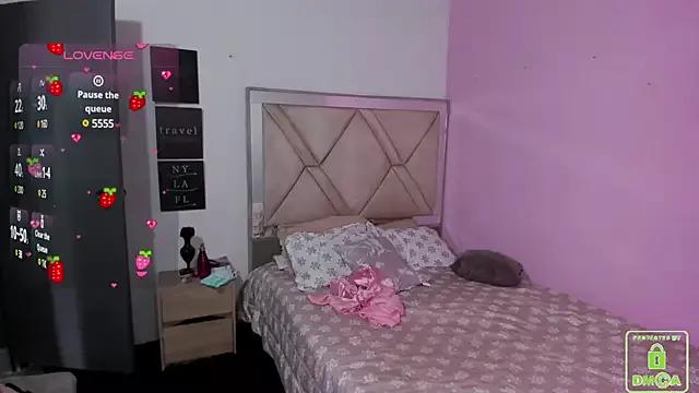 Girls: try live performances with matured performers, from dancing to quirks, in a variety of beautiful sex cams.