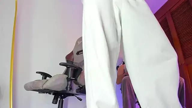 sotooliver3 from StripChat is Freechat