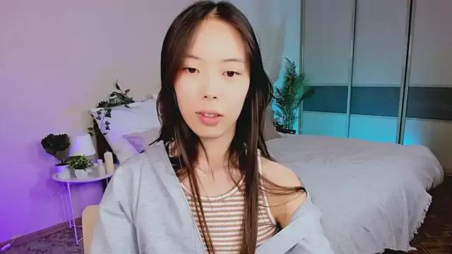 SoulHarmoonyy from StripChat is Freechat