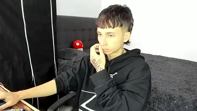 spacehumanz from StripChat is Freechat