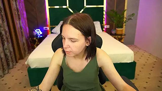 SpicyyDollie from StripChat is Freechat