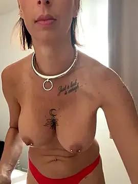 Photos of spycyfanny from StripChat is Freechat