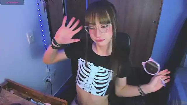 starrraura from StripChat is Freechat