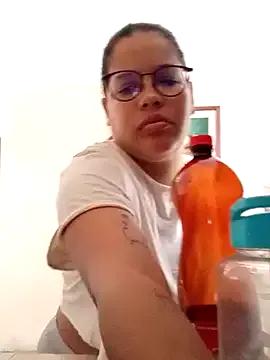 stefaniaLux from StripChat is Freechat