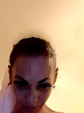 Stephaniechris from StripChat is Freechat