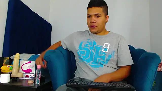 StevanHouston webcams show profile image 