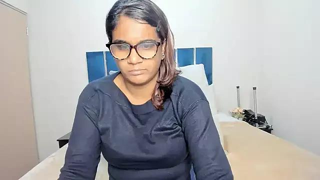 Strawberry_Lips from StripChat is Freechat
