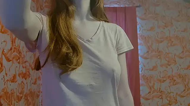 strawberrysmoothie from StripChat is Freechat