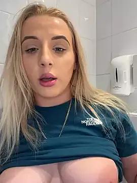 Photos of Strongqueen from StripChat is Group