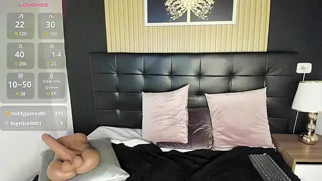 Girls: try live performances with matured performers, from dancing to quirks, in a variety of beautiful sex cams.