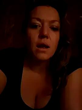 SummerV91 from StripChat is Freechat