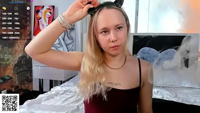 SunnBute from StripChat is Freechat