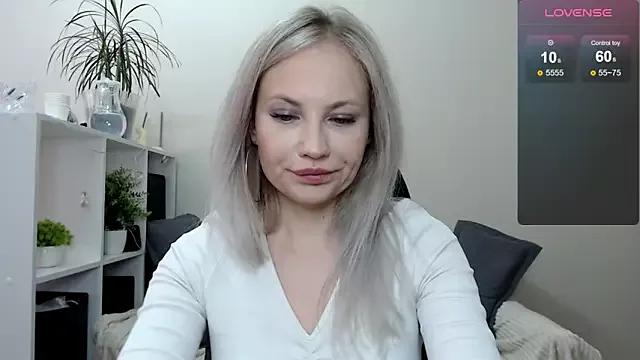 Sunny_bunny6 from StripChat