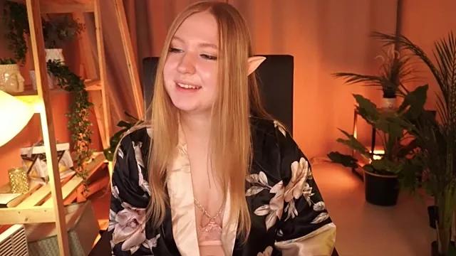 Sunny_Cupcake from StripChat